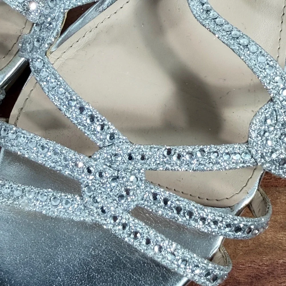 Touch of Nina Farida1 Silver Rhinestone‎ Dressy Wedge Sandals Womens 8.5 M